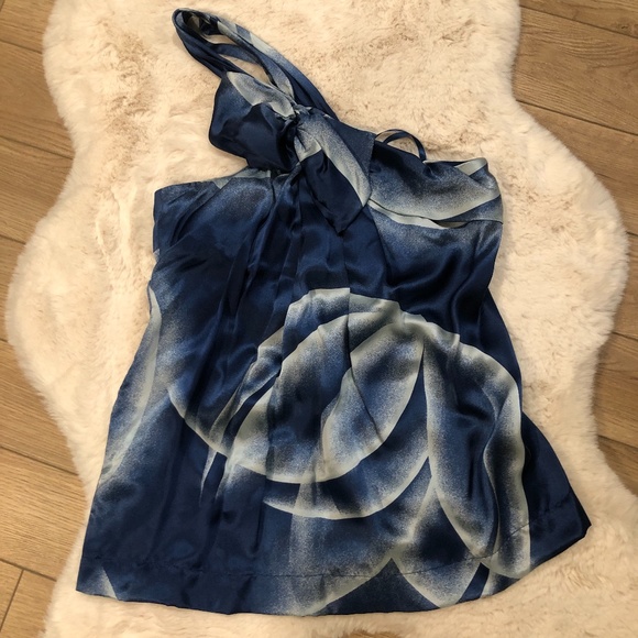 Bcbg top - Picture 1 of 2